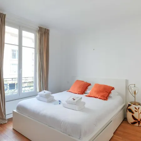 Apartment Charm And Serenity In This Modern Cocoon For 2 *